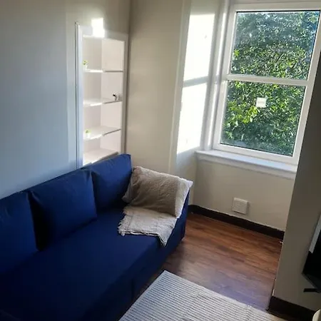 One Bedroom Apartment In Gorgie With New Central Heating System Edinburgh Exterior photo